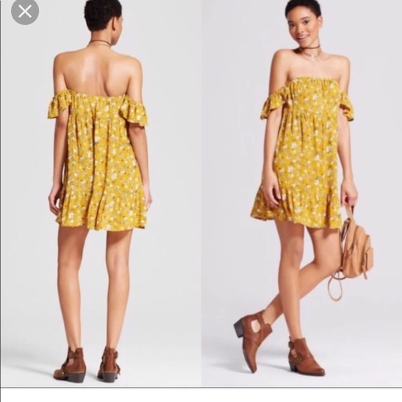 Mustard Yellow Floral Off the Shoulder Dress - Picture 4 of 4
